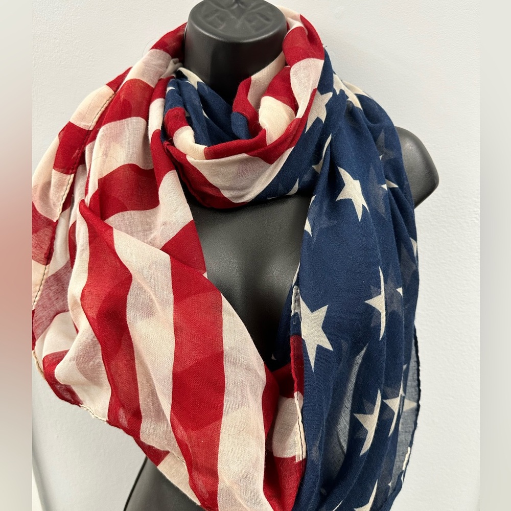 Stars & Stripes Forever: Rue21 Infinity Scarf